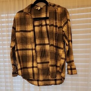 Gray And Tan Old Navy Gray Plaid Boyfriend Shirt